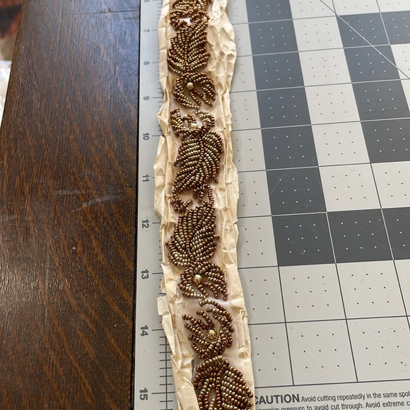 Copper beaded trim, gold/copper colored leaf motif, 18" (plus 10") - Picture 6 of 13